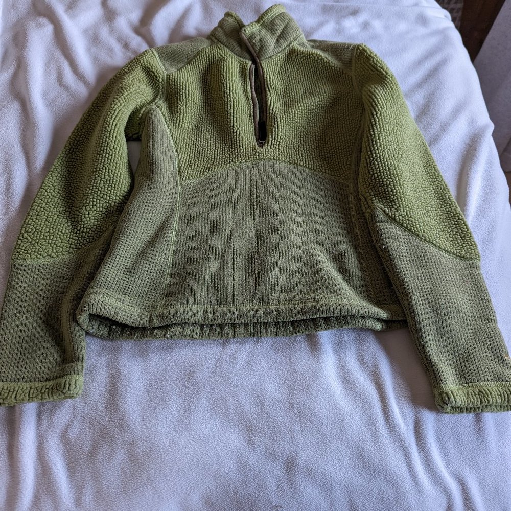 The North Face Half Zip Pullover Hoodie in Green